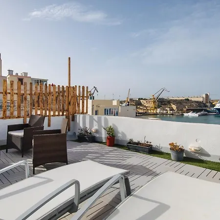 Holiday home Traditional Maltese Townhouse - Close To Sea Senglea