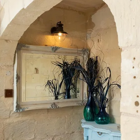 Traditional Maltese Townhouse - Close To Sea Holiday home