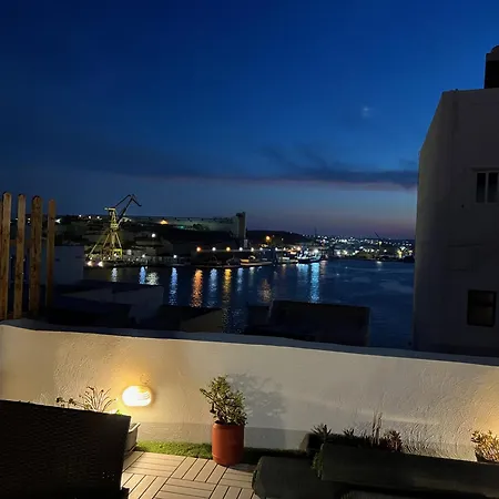 Traditional Maltese Townhouse - Close To Sea Holiday home *
