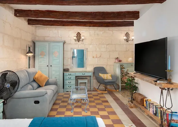 Tatil Evi Traditional Maltese Townhouse - Close To Sea Senglea