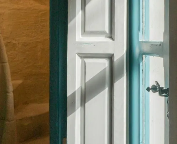 Traditional Maltese Townhouse - Close To Sea *