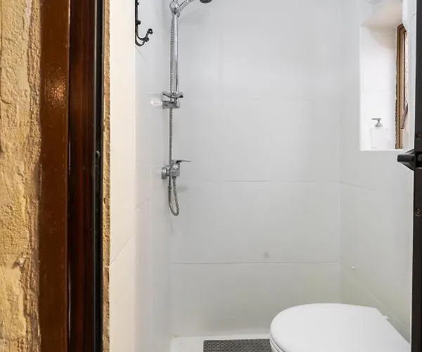 Traditional Maltese Townhouse - Close To Sea Tatil Evi *