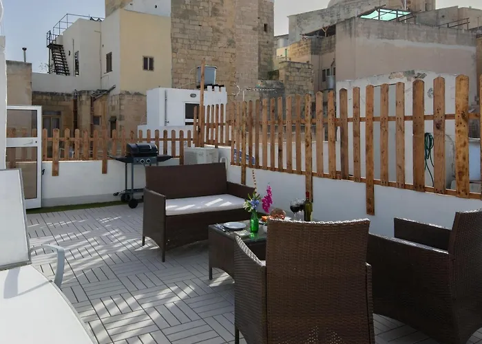 Traditional Maltese Townhouse - Close To Sea Tatil Evi *