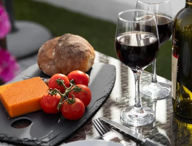 Traditional Maltese Townhouse - Close To Sea بيت للعطل *