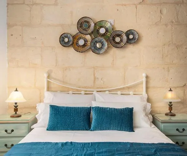 Traditional Maltese Townhouse - Close To Sea * 센글리아